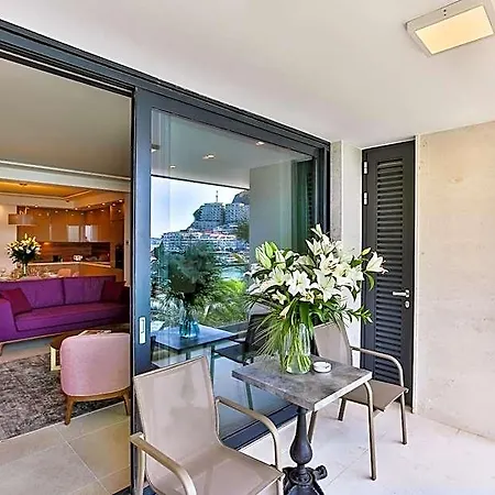 Sunraf Luxe 4* Podgorica